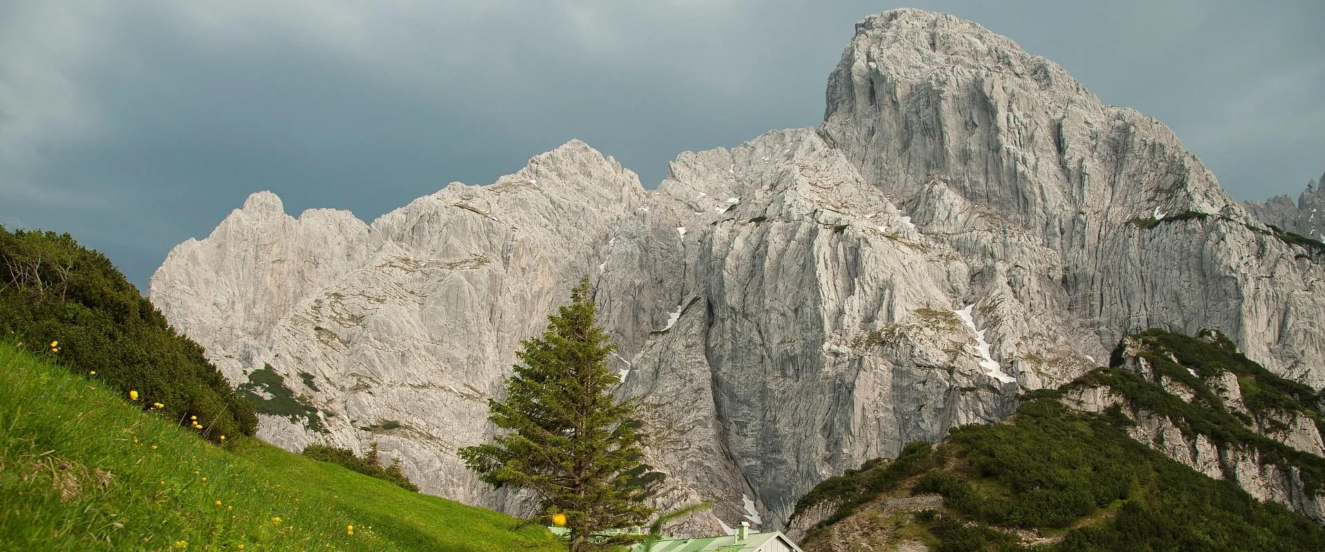hd-stripsenjochhaus-auf-dem-wilden-kaiser-in-st--johann-in-tirol
